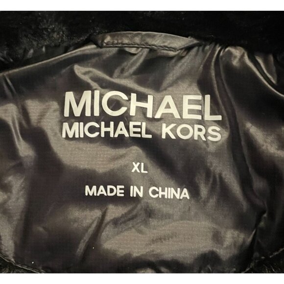 Michael Kors Puffer Zip Front Faux Fur Lined Black Vest Size Extra Large XL - Picture 4 of 10